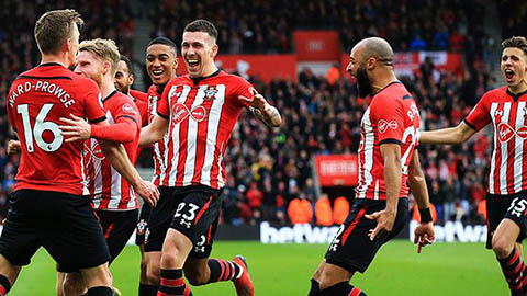 Southampton trở thành CLB Ngoại hạng Anh đầu tiên giảm lương cầu thủ