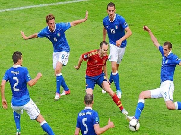 catenaccio là gì? Những điều cần biết về chiến thuật của Catenaccio