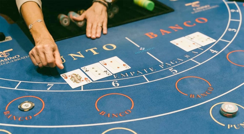 Sử dụng mẹo để chiến thắng trong trò Baccarat