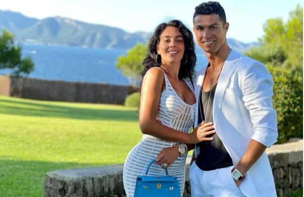 WAGs là gì? Điểm danh những nàng WAGs nổi tiếng thế giới