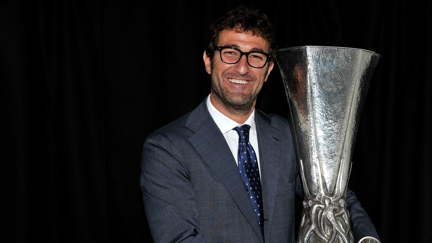Final ambassador Ferrara on Turin and Napoli | UEFA Europa League 2013/14 | UEFA.com