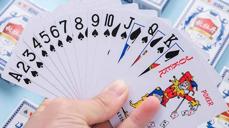 Nguồn gốc bài Tiến Lên từ đâu? Tìm hiểu lịch sử hình thành trò chơi bài Tiến Lên Việt Nam