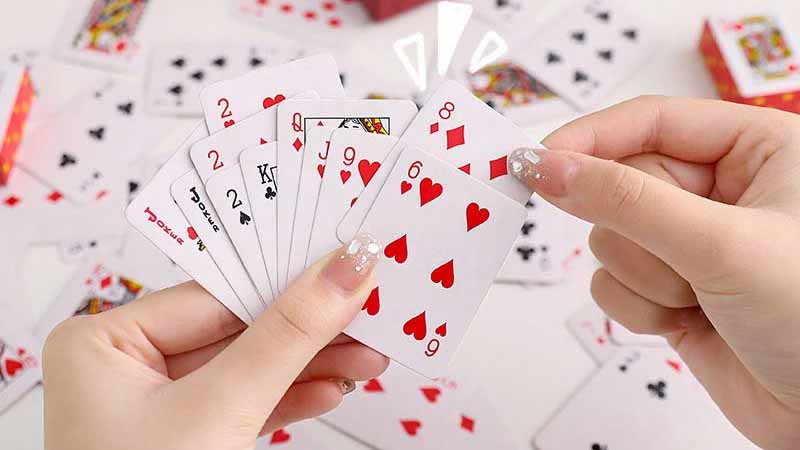 Giá trị văn hóa và sự phát triển của bài Tiến Lên trong thời đại số